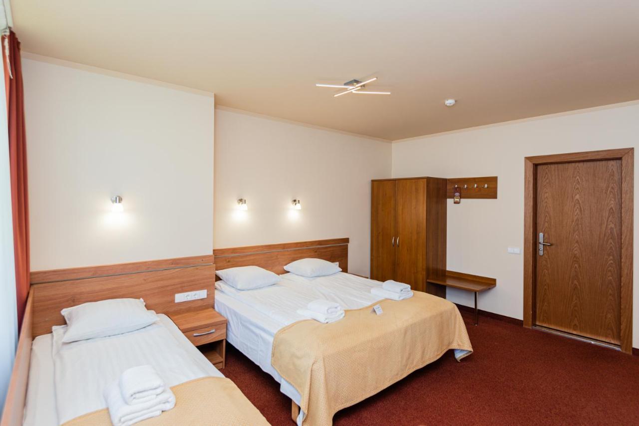 Hotel Zuvedra Palanga Exterior foto