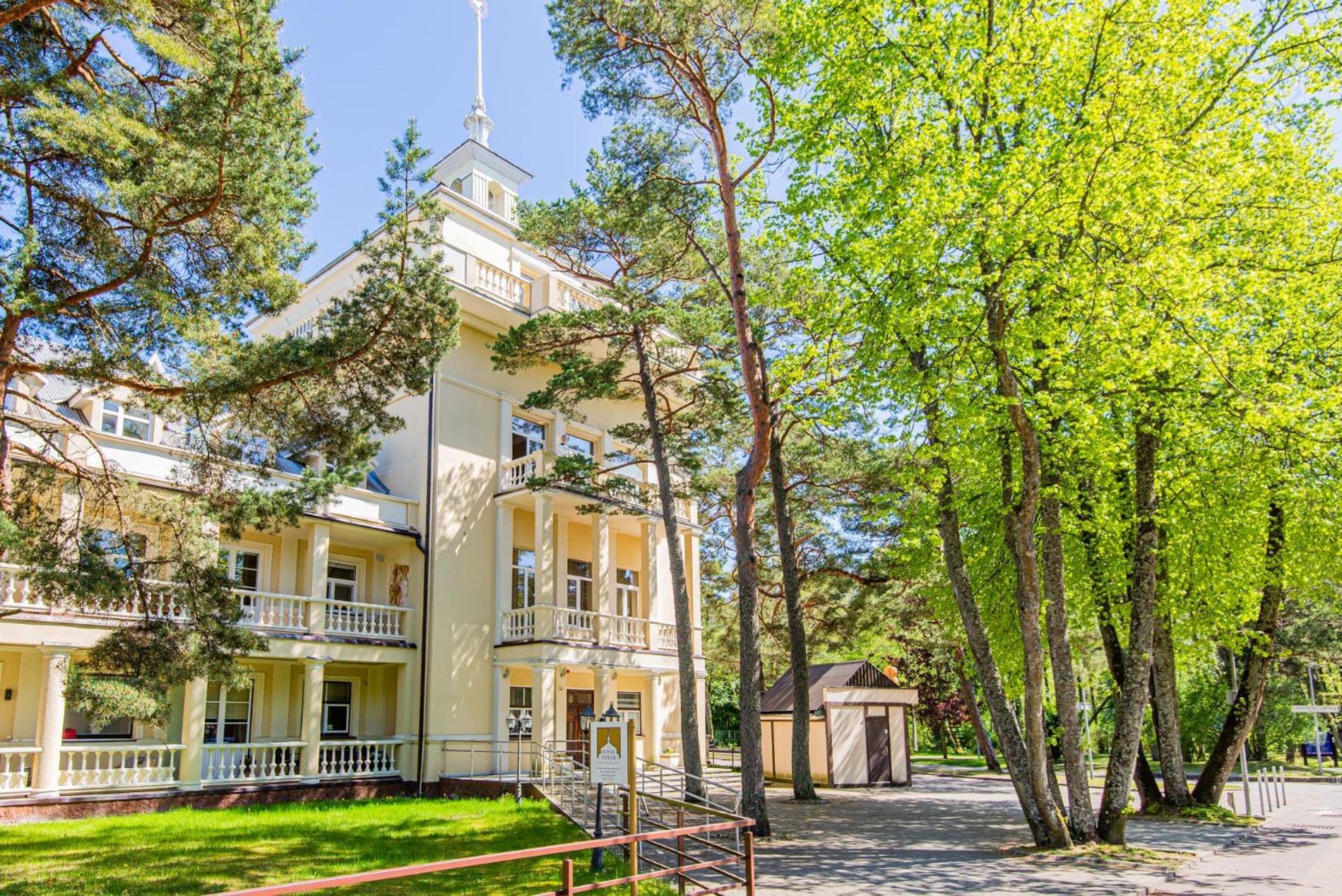 Hotel Zuvedra Palanga Exterior foto
